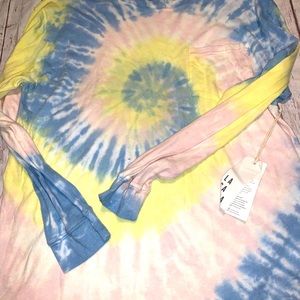 Lacausa “ziggy” tie dye crewneck long sleeve top M